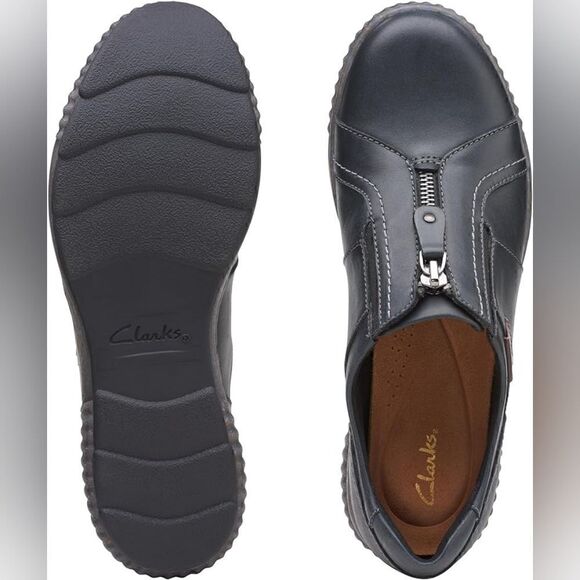 Clarks Magnolia Zip (No Original Box) - Picture 3 of 9